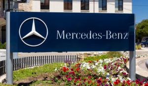  Mercedes-Benz Recall 143K Cars, SUVs Faulty Fuel Pump